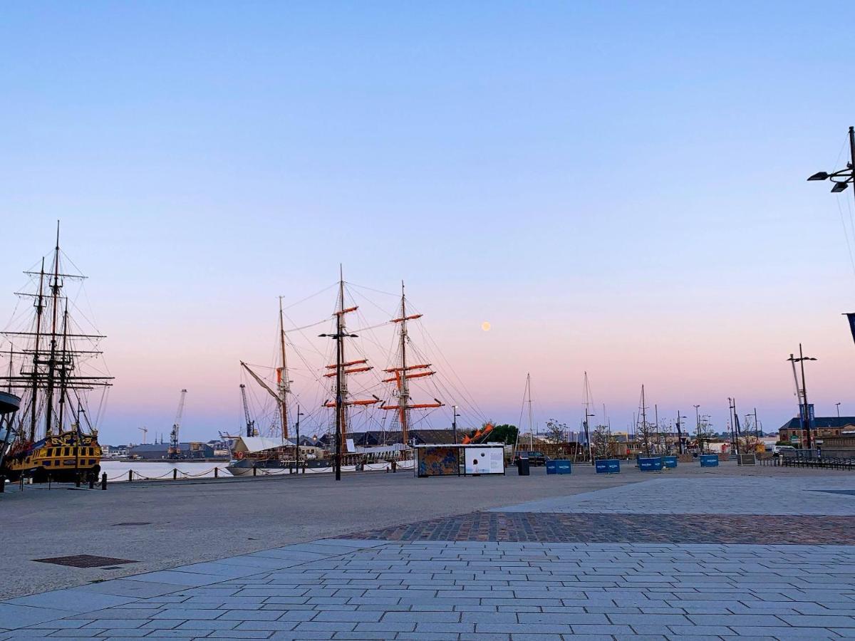 Appartement de 60 m2 tout juste rénové à Saint Malo Intra-Muros Exterior foto