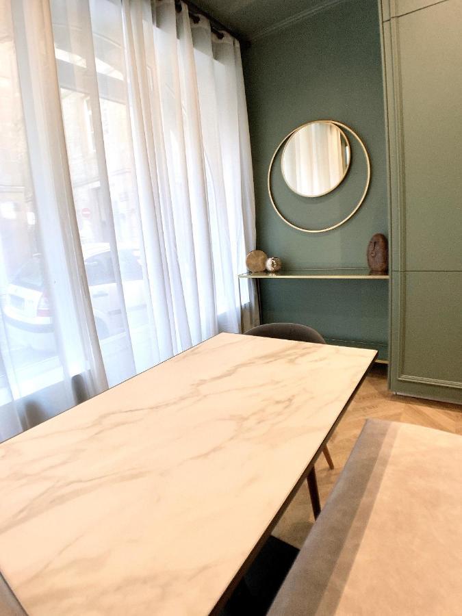 Appartement de 60 m2 tout juste rénové à Saint Malo Intra-Muros Exterior foto